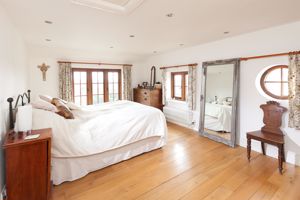 Main Bedroom - click for photo gallery